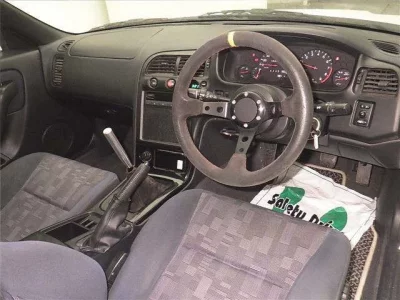 Nissan SKYLINE  с аукциона в Японии