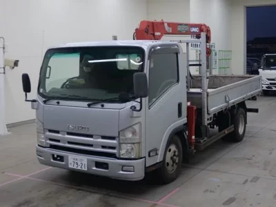 Isuzu ELF