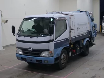 Hino DUTRO  с аукциона в Японии