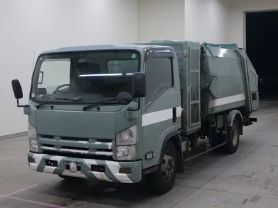 Isuzu ELF