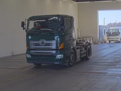 Hino TRUCK