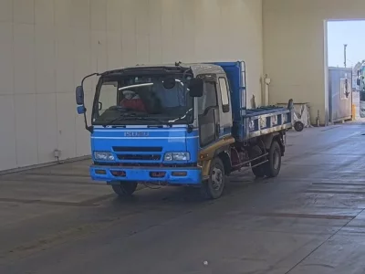Isuzu FORWARD  с аукциона в Японии