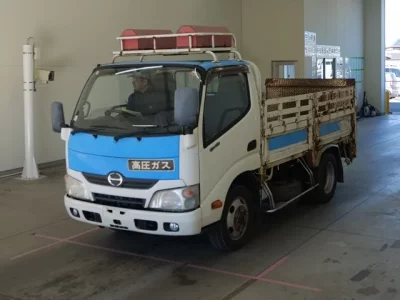 Hino DUTRO