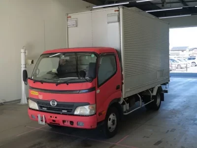 Hino DUTRO  с аукциона в Японии