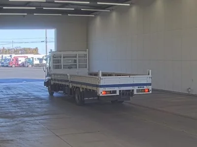 Isuzu FORWARD  с аукциона в Японии