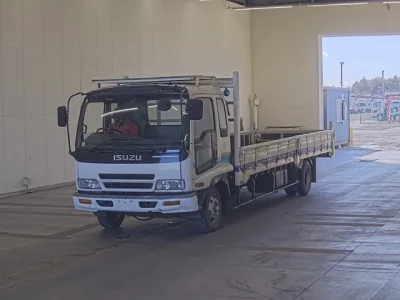 Isuzu FORWARD  с аукциона в Японии