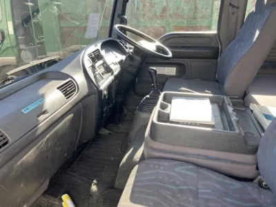 Isuzu FORWARD  с аукциона в Японии