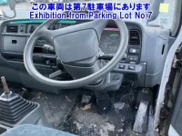 Mitsubishi CANTER лот № 82233 оценка 0  с аукциона в Японии 3