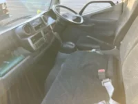 Toyota DYNA лот № 2024 оценка R  с аукциона в Японии 4