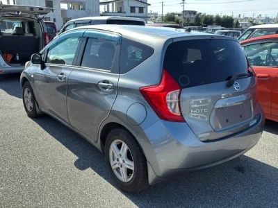 Nissan NOTE  с аукциона в Японии