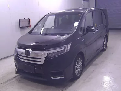 Honda STEP WAGON  с аукциона в Японии