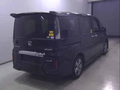 Honda STEP WAGON  с аукциона в Японии