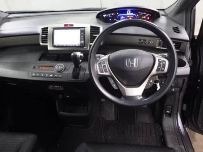 Honda FREED  с аукциона в Японии