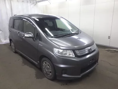 Honda FREED  с аукциона в Японии