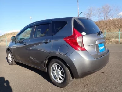 Nissan NOTE  с аукциона в Японии