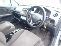 Honda STREAM лот № 10520 оценка R  с аукциона в Японии 9