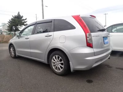 Honda STREAM  с аукциона в Японии