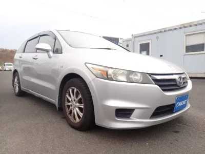 Honda STREAM  с аукциона в Японии
