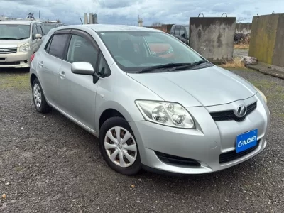 Toyota AURIS  с аукциона в Японии