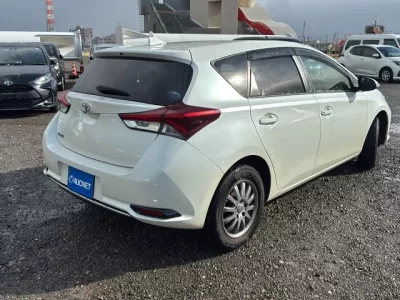Toyota AURIS  с аукциона в Японии