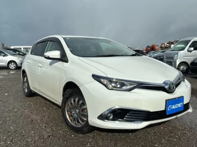 Toyota AURIS  с аукциона в Японии