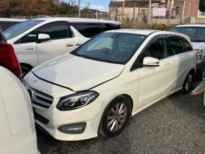 Mercedes-Benz B CLASS