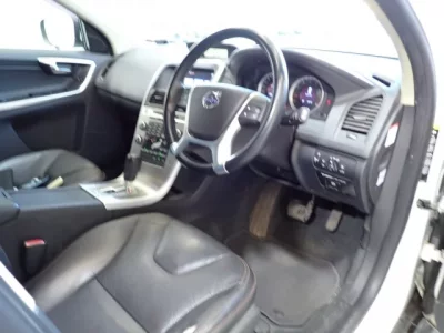 Volvo XC60  с аукциона в Японии