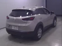 Mazda CX-3 лот № 10072 оценка 4  с аукциона в Японии 2