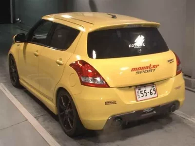 Suzuki SWIFT  с аукциона в Японии