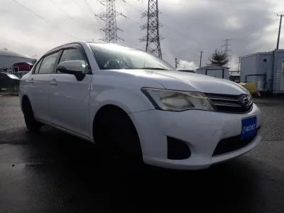 Toyota COROLLA AXIO  с аукциона в Японии