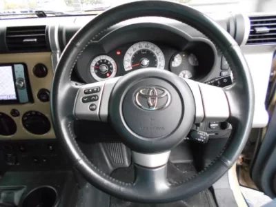 Toyota FJ CRUISER  с аукциона в Японии