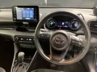 Toyota YARIS лот № 1077 оценка R  с аукциона в Японии 3