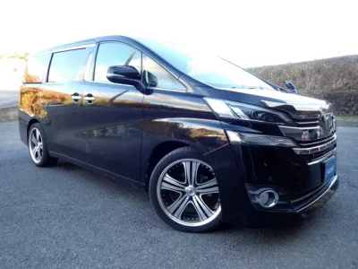 Toyota VELLFIRE  с аукциона в Японии