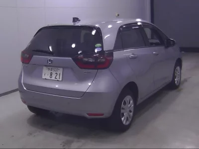 Honda FIT  с аукциона в Японии