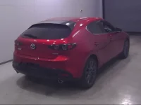 Mazda MAZDA3 лот № 10169 оценка 3.5  с аукциона в Японии 2
