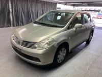 Nissan TIIDA LATIO лот № 1108 оценка R  с аукциона в Японии 4