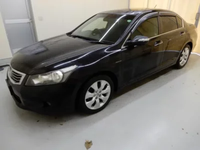 Honda INSPIRE  с аукциона в Японии