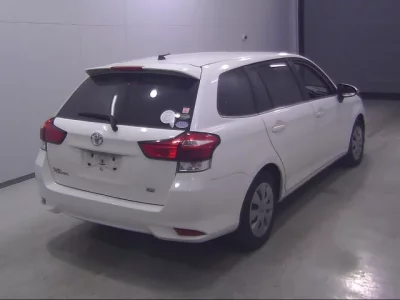 Toyota COROLLA FIELDER  с аукциона в Японии