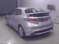 Honda CIVIC лот № 10199 оценка 4  с аукциона в Японии 3