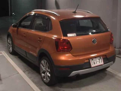 Volkswagen CROSS POLO