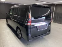 Nissan SERENA лот № 1141 оценка 4  с аукциона в Японии 1