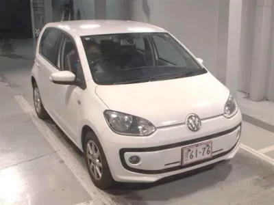 Volkswagen UP  с аукциона в Японии