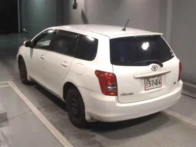 Toyota COROLLA FIELDER  с аукциона в Японии