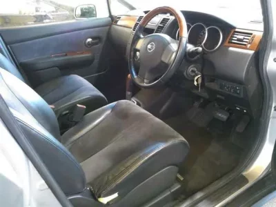 Nissan TIIDA LATIO  с аукциона в Японии