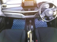 Suzuki SWIFT лот № 8184 оценка 5  с аукциона в Японии 7