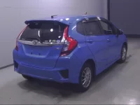 Honda FIT лот № 10311 оценка 3  с аукциона в Японии 2
