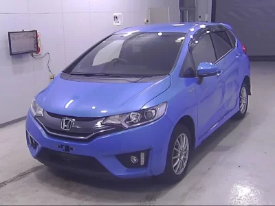 Honda FIT  с аукциона в Японии