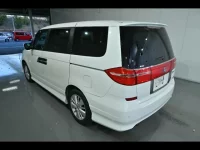 Honda ELYSION лот № 20197 оценка R  с аукциона в Японии 3