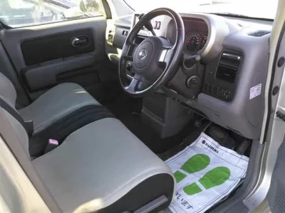 Nissan CUBECUBIC  с аукциона в Японии