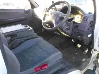 Nissan CARAVAN BUS лот № 8343 оценка 3.5  с аукциона в Японии 2